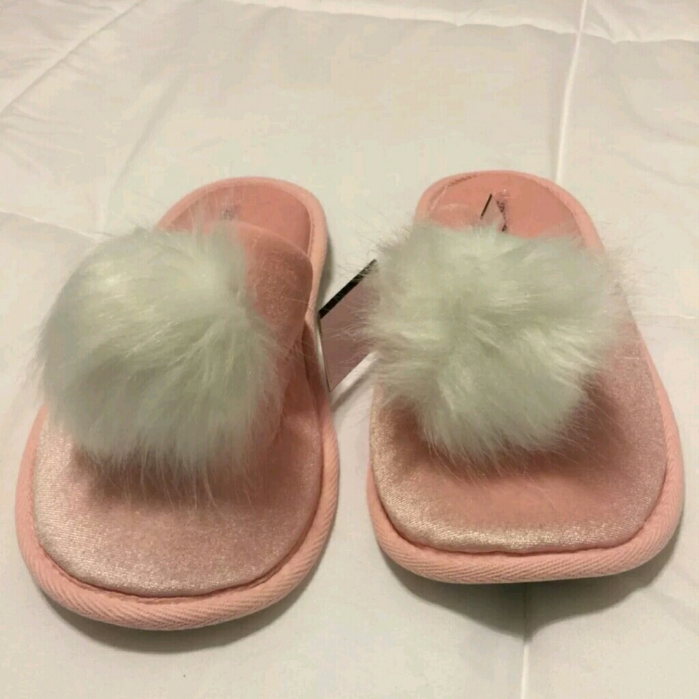 Victorias Secret  Pink Velvet Slippers - Picture 4 of 5